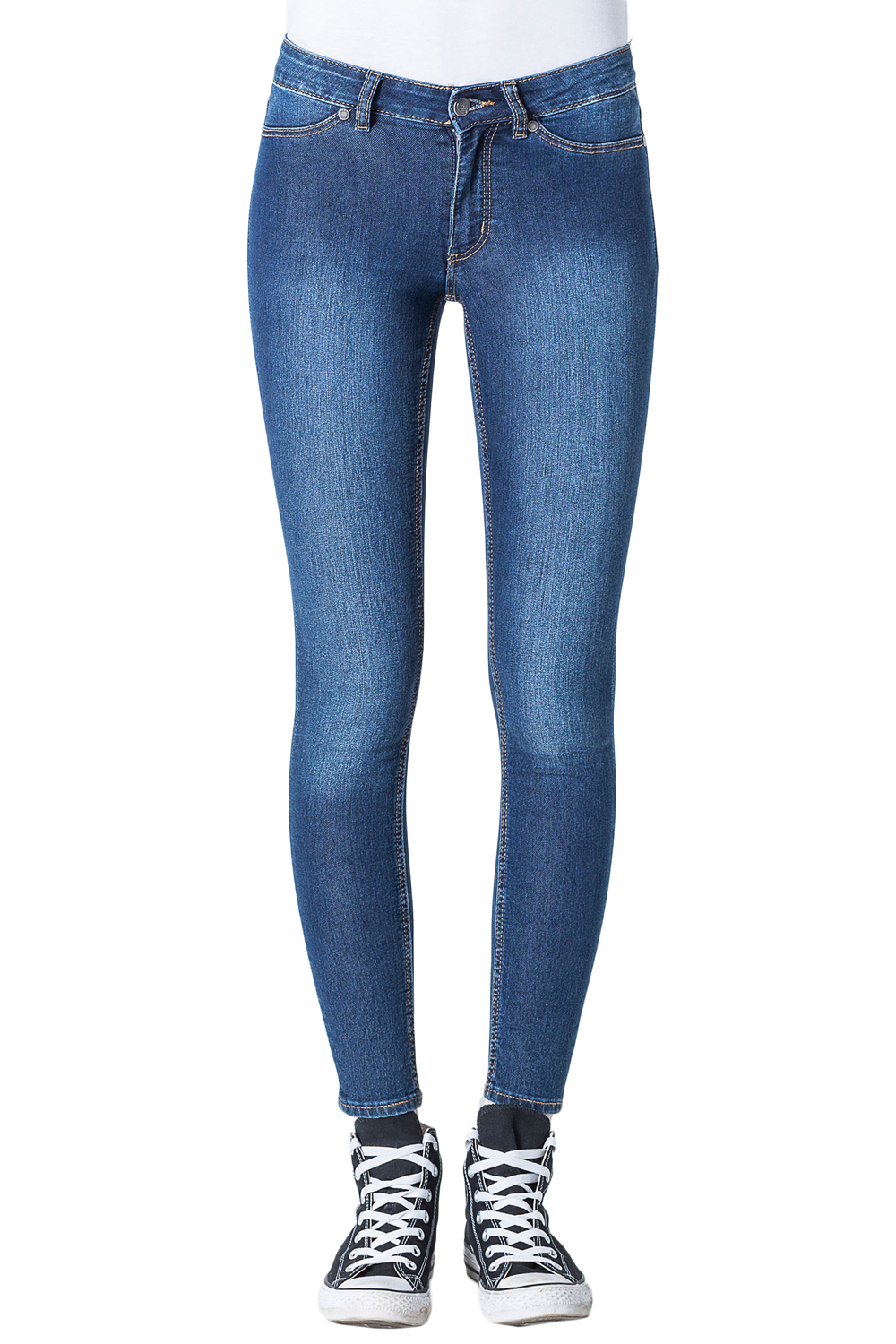 Blue spray hot sale on jeans